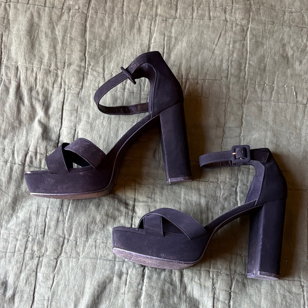 Elegant Black Platform Heels